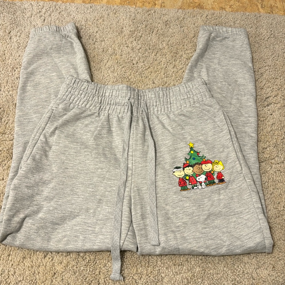 Peanuts Christmas sweatpants